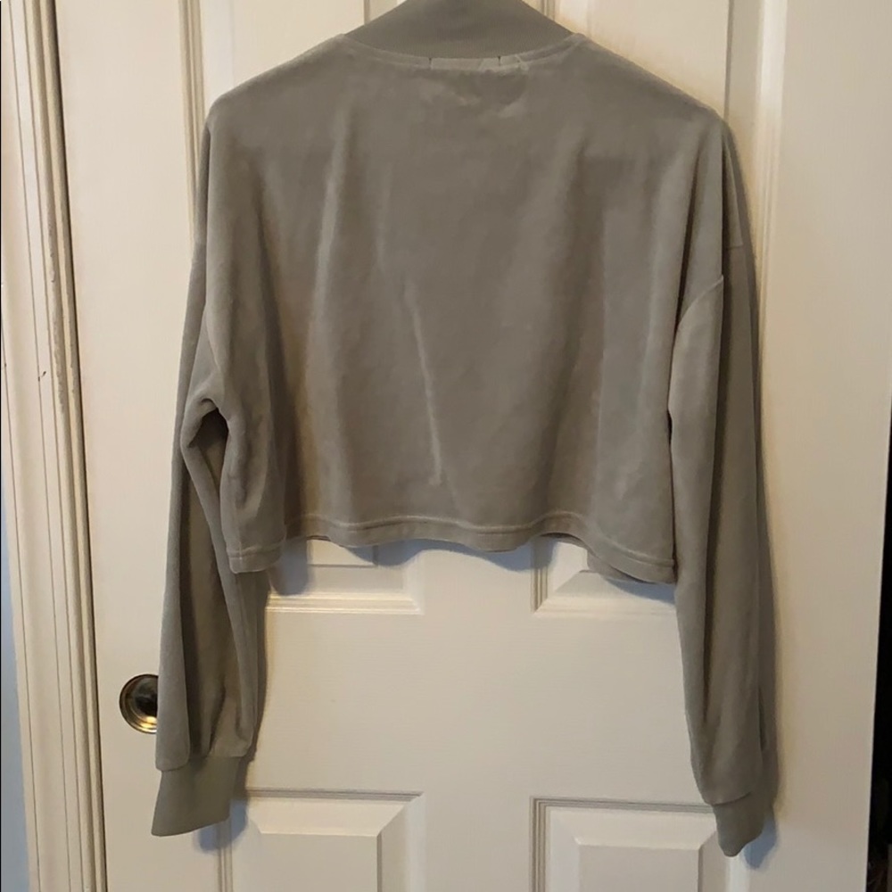 Cropped sport pullover - Picture 3 of 8